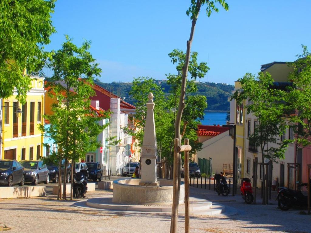 Appartamento Largo Da Paz 24 Lisbona Esterno foto